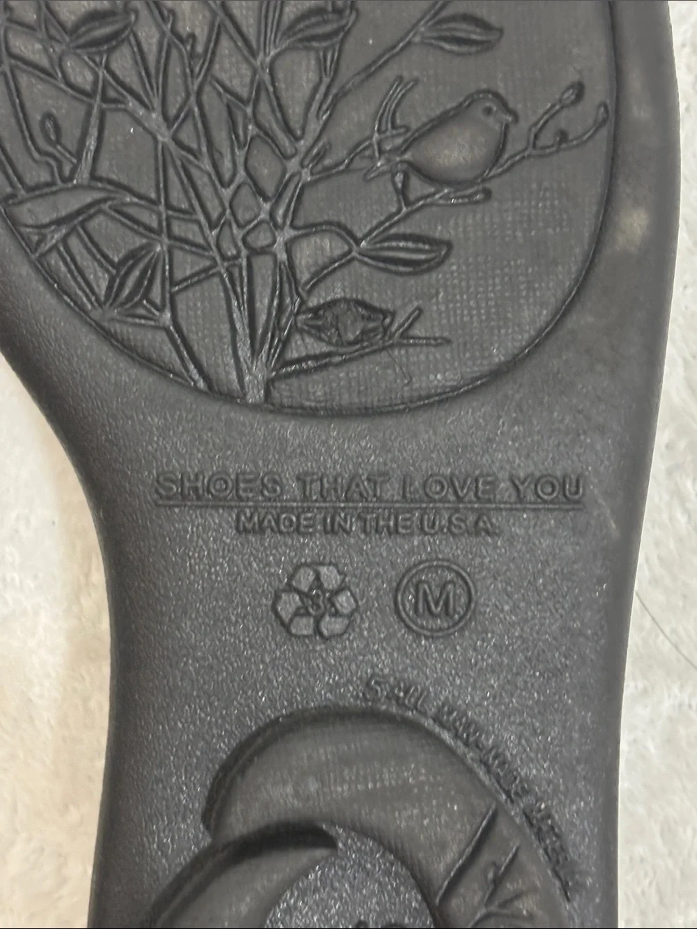 Oka-B Black Grommet Slide Sandals Comfort Massage Footbed Size M (7-8)